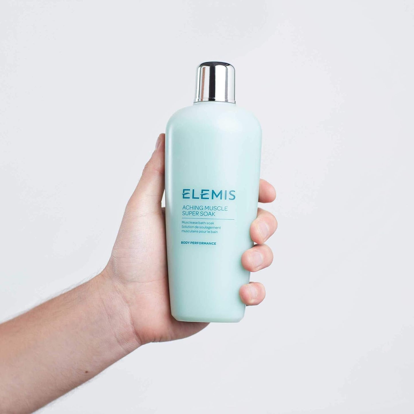 ELEMIS Aching Muscle Super Soak  Muscle Ease Natural Foaming Bath Milk Warms, Recharges, and Energizes Tired, Overworked Muscles Post-Workout | 400 mL